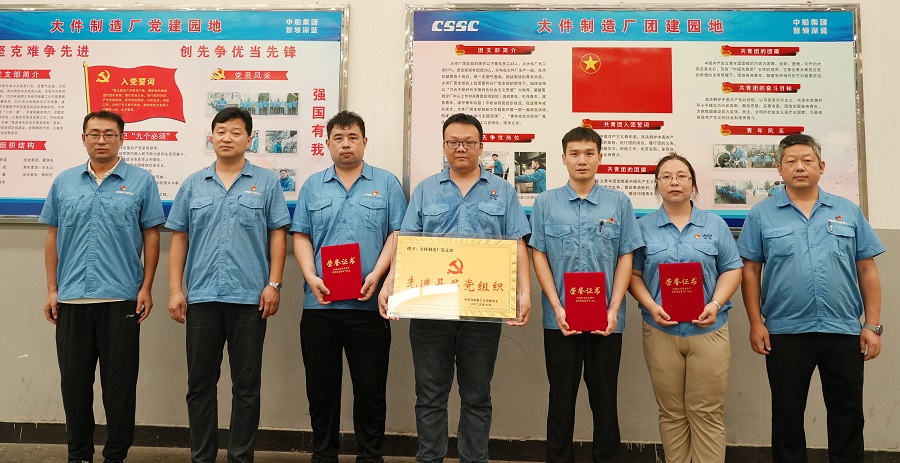 榮譽送到崗2.jpg